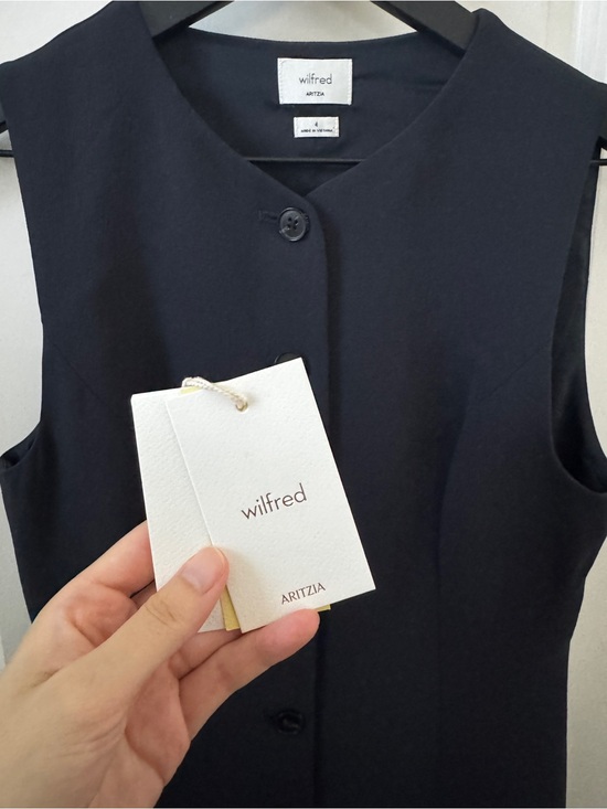 Aritzia Dresses & Skirts - Wilfred by Aritzia Navy Sleeveless Regal Dress